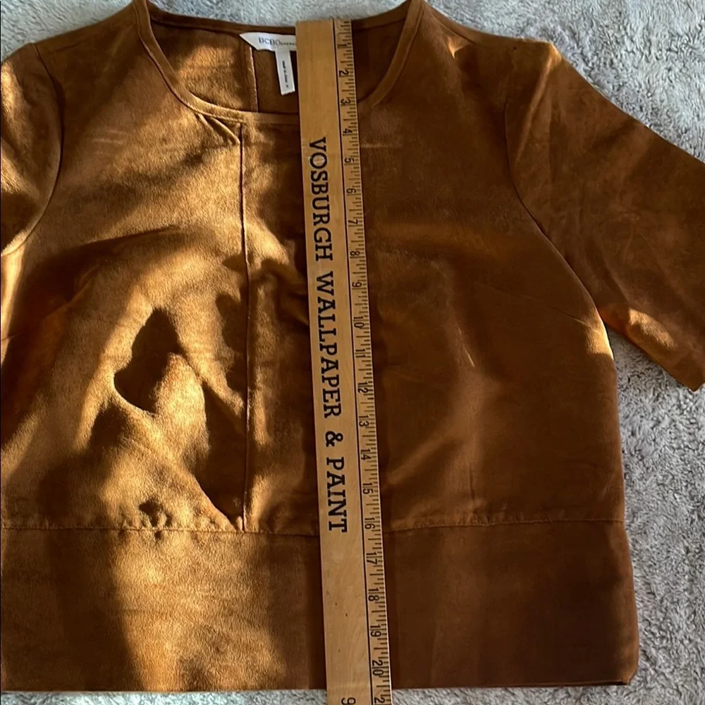 BCBG Generation Ladies Russet Faux Suede Top - Picture 6 of 7